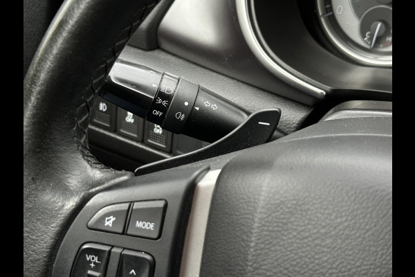 Suzuki Vitara 1.4 Boosterjet Stijl Automaat Navi Camera Trekhaak Suzuki Vitara 1.4 Boosterjet Stijl Automaat Navi Camera Trekhaak