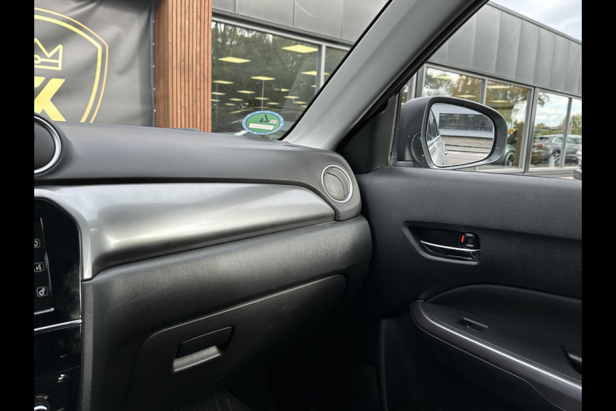 Suzuki Vitara 1.4 Boosterjet Stijl Automaat Navi Camera Trekhaak Suzuki Vitara 1.4 Boosterjet Stijl Automaat Navi Camera Trekhaak