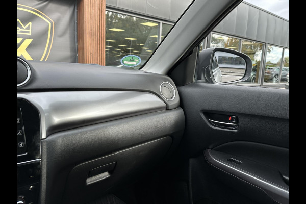 Suzuki Vitara 1.4 Boosterjet Stijl Automaat Navi Camera Trekhaak Suzuki Vitara 1.4 Boosterjet Stijl Automaat Navi Camera Trekhaak