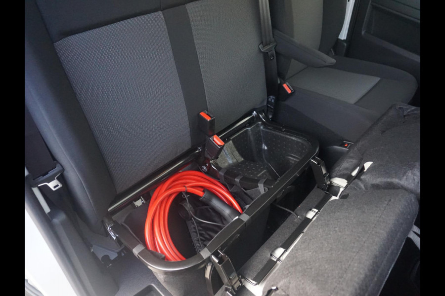 Peugeot e-Expert L3 75 kWh | camera | navi incl. Apple Carplay | Comfort tussenschot | airco | cruise control | rijklaarprijs