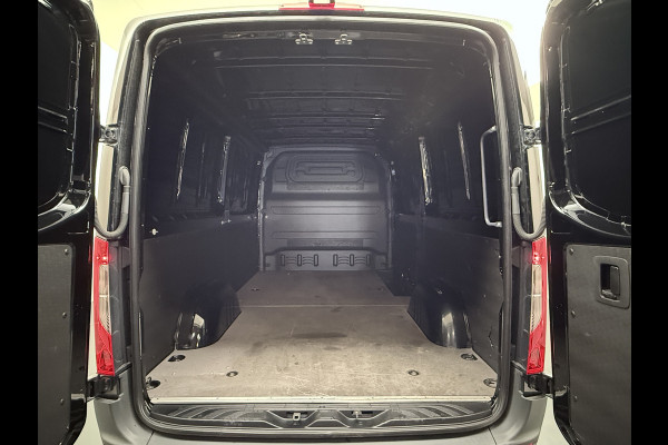 Mercedes-Benz Sprinter 317 1.9 CDI L2H1 | Camera Mercedes-Benz Sprinter 317 1.9 CDI L2H1 | Camera