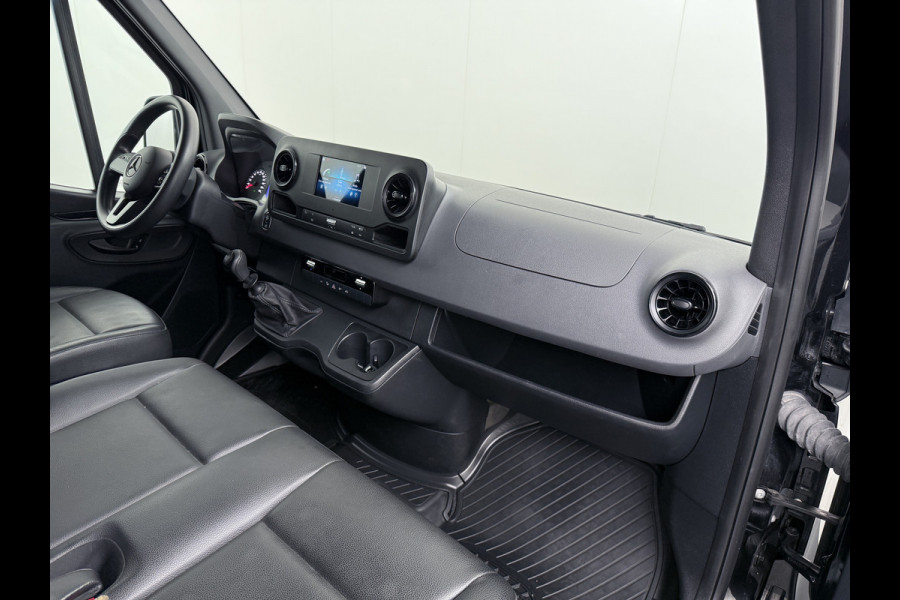 Mercedes-Benz Sprinter 317 1.9 CDI L2H1 | Camera Mercedes-Benz Sprinter 317 1.9 CDI L2H1 | Camera