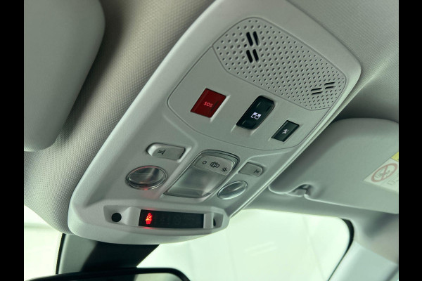 Peugeot 2008 1.2 PureTech 130pk Allure Pack Auto. Panoramadak Navigatie Apple Carplay/Android Auto Camera Parkeersensoren Adaptive Cruise Control Virtual Cockpit Climate Control Lichtmetalen velgen Peugeot 2008 1.2 PureTech 130pk Allure Pack Auto. Panoramadak Navigatie Apple Carplay/Android Auto Camera Parkeersensoren Adaptive Cruise Control Virtual Cockpit Climate Control Lichtmetalen velgen