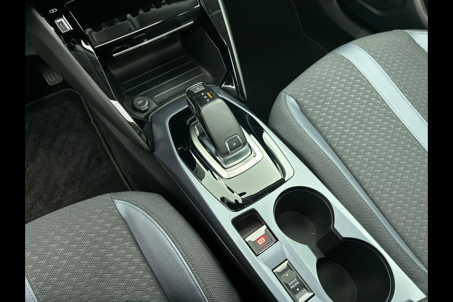 Peugeot 2008 1.2 PureTech 130pk Allure Pack Auto. Panoramadak Navigatie Apple Carplay/Android Auto Camera Parkeersensoren Adaptive Cruise Control Virtual Cockpit Climate Control Lichtmetalen velgen Peugeot 2008 1.2 PureTech 130pk Allure Pack Auto. Panoramadak Navigatie Apple Carplay/Android Auto Camera Parkeersensoren Adaptive Cruise Control Virtual Cockpit Climate Control Lichtmetalen velgen