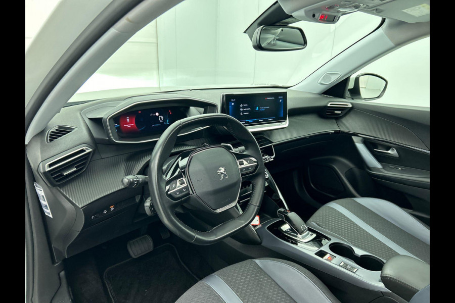 Peugeot 2008 1.2 PureTech 130pk Allure Pack Auto. Panoramadak Navigatie Apple Carplay/Android Auto Camera Parkeersensoren Adaptive Cruise Control Virtual Cockpit Climate Control Lichtmetalen velgen Peugeot 2008 1.2 PureTech 130pk Allure Pack Auto. Panoramadak Navigatie Apple Carplay/Android Auto Camera Parkeersensoren Adaptive Cruise Control Virtual Cockpit Climate Control Lichtmetalen velgen