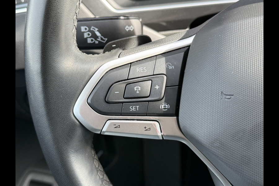 Volkswagen Tiguan 1.4 TSI eHybrid 245pk Elegance | Pano | ACC | Camera | IQ Light | Virtual Cockpit | 18 inch Volkswagen Tiguan 1.4 TSI eHybrid 245pk Elegance | Pano | ACC | Camera | IQ Light | Virtual Cockpit | 18 inch