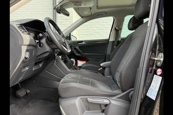 Volkswagen Tiguan 1.4 TSI eHybrid 245pk Elegance | Pano | ACC | Camera | IQ Light | Virtual Cockpit | 18 inch Volkswagen Tiguan 1.4 TSI eHybrid 245pk Elegance | Pano | ACC | Camera | IQ Light | Virtual Cockpit | 18 inch