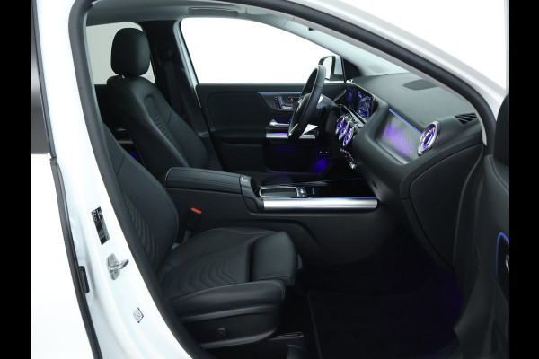 Mercedes-Benz GLA 250 e Plug-In Hybride Panorama Schuif-Kanteldak | Dodehoekassist | Memory Voorstoelen | Sfeerverlichting | 11 kW Laden | Stuur en Stoelverwarming. Inclusief 24 maanden MB Certified garantie voor Europa.