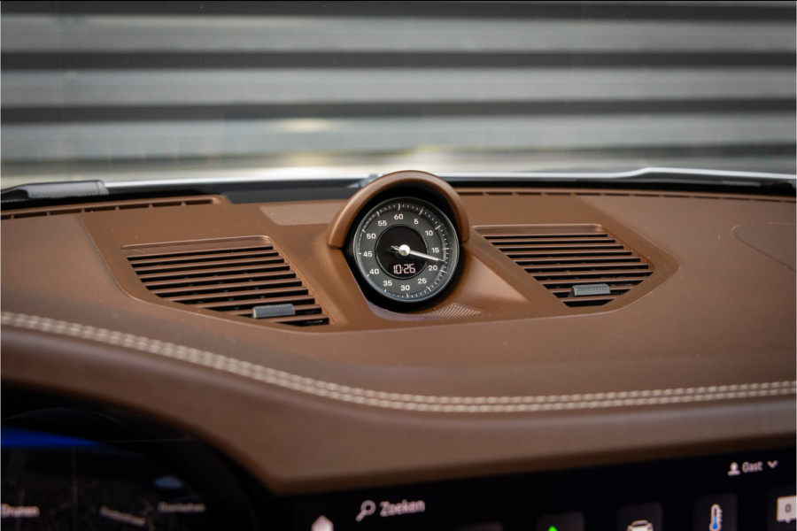 Porsche 911 Targa 4S - Clubleder Truffel