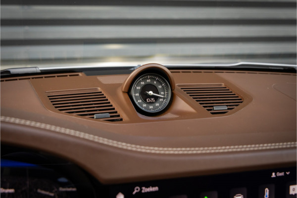 Porsche 911 Targa 4S - Clubleder Truffel