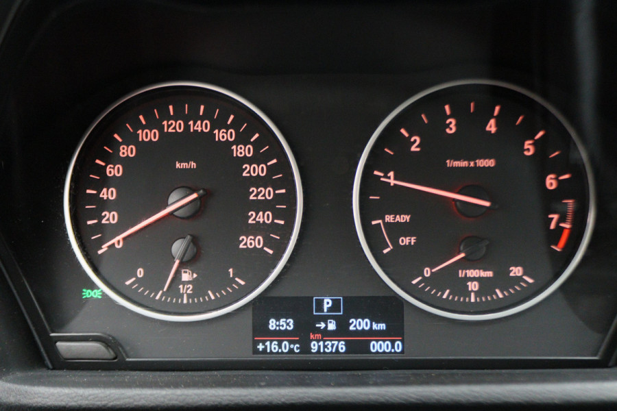 BMW X1 sDrive18i Centennial High Executive Automaat Camera, LED, Navigatie, Climate, Trekhaak, PDC