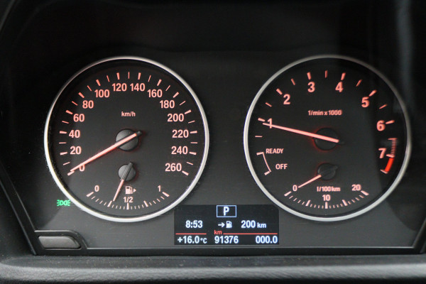 BMW X1 sDrive18i Centennial High Executive Automaat Camera, LED, Navigatie, Climate, Trekhaak, PDC