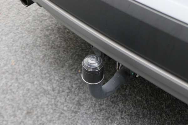 BMW X1 sDrive18i Centennial High Executive Automaat Camera, LED, Navigatie, Climate, Trekhaak, PDC