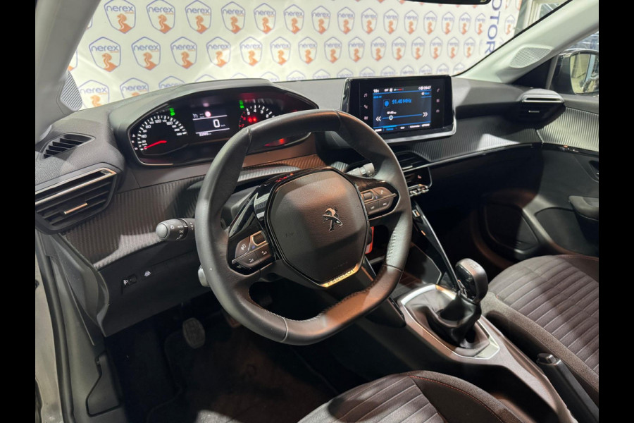 Peugeot 208 1.2 PureTech Allure/APPLE CARPLAY/CAMERA/CRUISE CONTROL