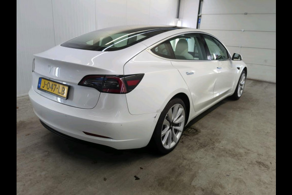 Tesla Model 3 Range Plus RWD | Autopilot | Panorama | Leder