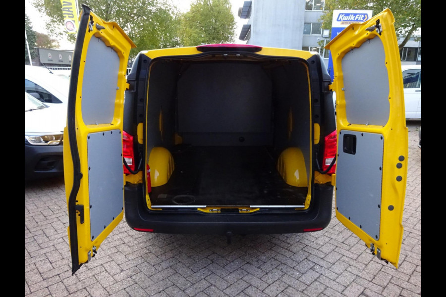 Mercedes-Benz Vito 114 CDI Lang AIRCO CRUISE OCNTROL STANDKACHEL Mercedes-Benz Vito 114 CDI Lang AIRCO CRUISE OCNTROL STANDKACHEL
