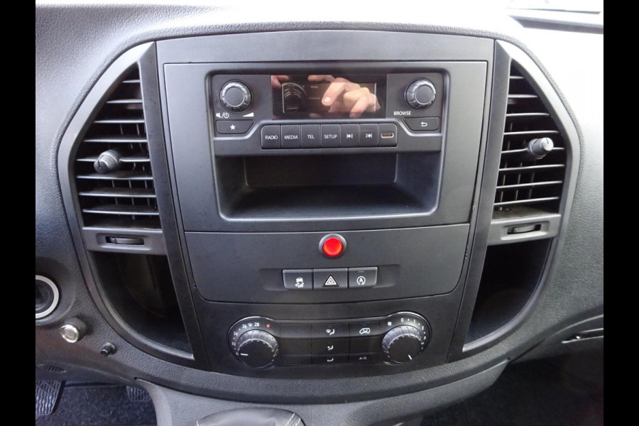 Mercedes-Benz Vito 114 CDI Lang AIRCO CRUISE OCNTROL STANDKACHEL Mercedes-Benz Vito 114 CDI Lang AIRCO CRUISE OCNTROL STANDKACHEL