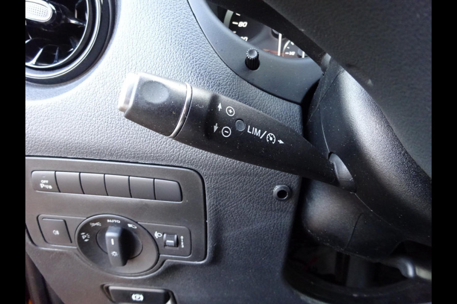 Mercedes-Benz Vito 114 CDI Lang AIRCO CRUISE OCNTROL STANDKACHEL Mercedes-Benz Vito 114 CDI Lang AIRCO CRUISE OCNTROL STANDKACHEL