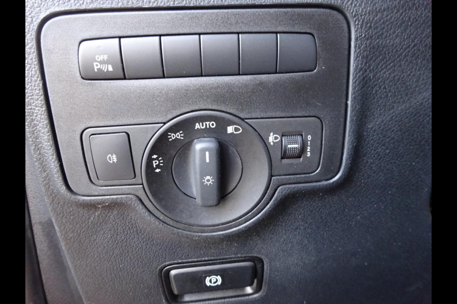 Mercedes-Benz Vito 114 CDI Lang AIRCO CRUISE OCNTROL STANDKACHEL Mercedes-Benz Vito 114 CDI Lang AIRCO CRUISE OCNTROL STANDKACHEL