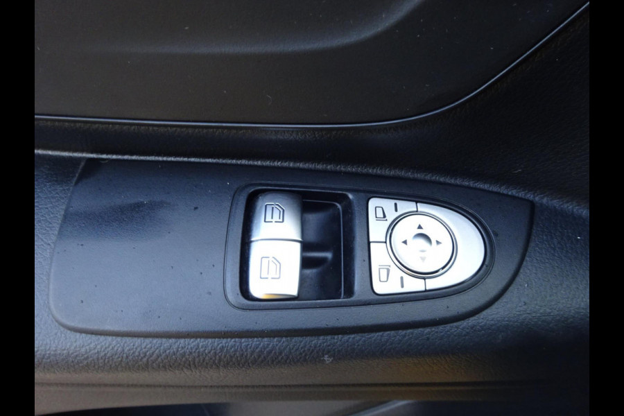 Mercedes-Benz Vito 114 CDI Lang AIRCO CRUISE OCNTROL STANDKACHEL Mercedes-Benz Vito 114 CDI Lang AIRCO CRUISE OCNTROL STANDKACHEL