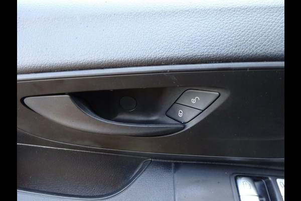 Mercedes-Benz Vito 114 CDI Lang AIRCO CRUISE OCNTROL STANDKACHEL Mercedes-Benz Vito 114 CDI Lang AIRCO CRUISE OCNTROL STANDKACHEL