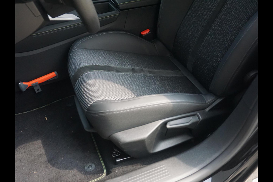 Peugeot 308 SW 1.6 Plug-in Hybrid 225 GT Peugeot 308 SW 1.6 Plug-in Hybrid 225 GT