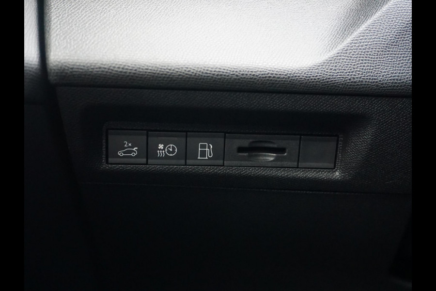 Peugeot 308 SW 1.6 Plug-in Hybrid 225 GT Peugeot 308 SW 1.6 Plug-in Hybrid 225 GT