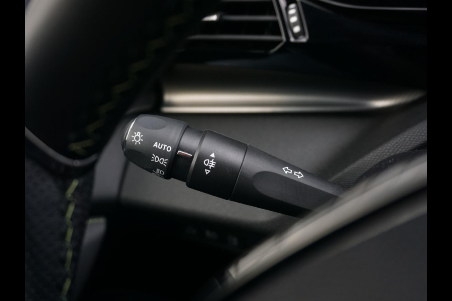 Peugeot 308 SW 1.6 Plug-in Hybrid 225 GT Peugeot 308 SW 1.6 Plug-in Hybrid 225 GT