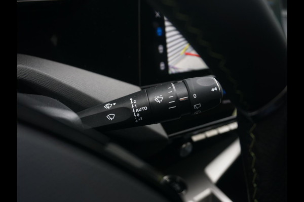 Peugeot 308 SW 1.6 Plug-in Hybrid 225 GT Peugeot 308 SW 1.6 Plug-in Hybrid 225 GT