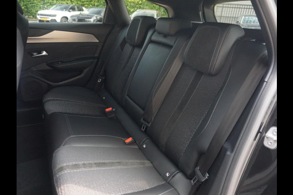 Peugeot 308 SW 1.6 Plug-in Hybrid 225 GT Peugeot 308 SW 1.6 Plug-in Hybrid 225 GT