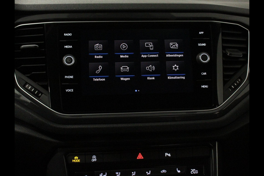 Volkswagen T-Roc 1.5 TSI 150pk Automaat Sport Team | Navigatie | Apple Carplay/Android Auto | Camera | Electrische achterklep | Climate Control | Led | Lichtmetalen Velgen
