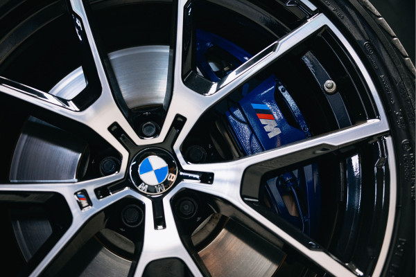 BMW 8 Serie M850i xDrive High Executive | Cabrio | Head-Up | 360 Camera | Bowers & Wilkins | Stuurverwarming |