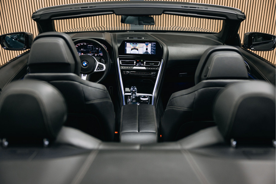 BMW 8 Serie M850i xDrive High Executive | Cabrio | Head-Up | 360 Camera | Bowers & Wilkins | Stuurverwarming |