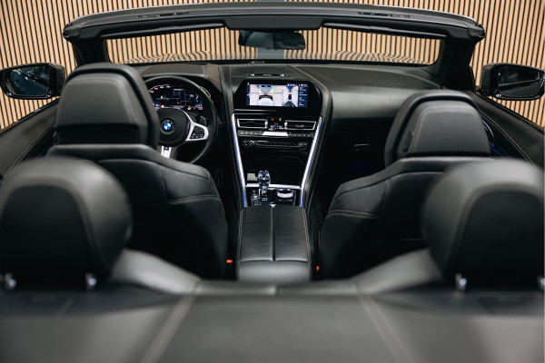 BMW 8 Serie M850i xDrive High Executive | Cabrio | Head-Up | 360 Camera | Bowers & Wilkins | Stuurverwarming |