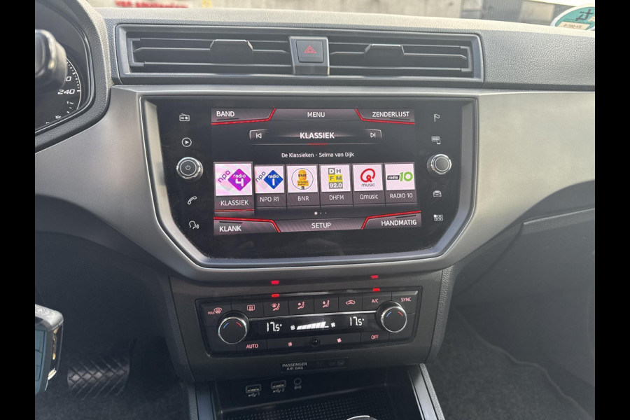 Seat Ibiza 1.0 TSI Style Business Intense  automaat | navigatie | climae control | trekhaak