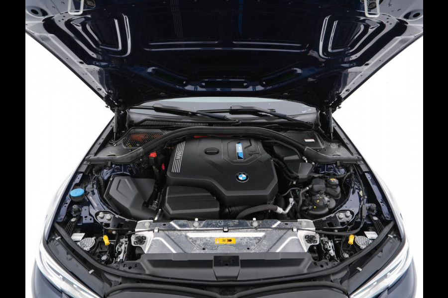 BMW 3-serie 330e eDrive Edition M-Sportpack (INCL.BTW) *LUXURY-LEATHER | FULL-LED | HEATED-SPORTSEATS | DIGI-COCKPIT | HIFI-SOUND | NAVI-FULLMAP | AMBIENT-LIGHT | 19''ALU* BMW 3-serie 330e eDrive Edition M-Sportpack (INCL.BTW) *LUXURY-LEATHER | FULL-LED | HEATED-SPORTSEATS | DIGI-COCKPIT | HIFI-SOUND | NAVI-FULLMAP | AMBIENT-LIGHT | 19''ALU*