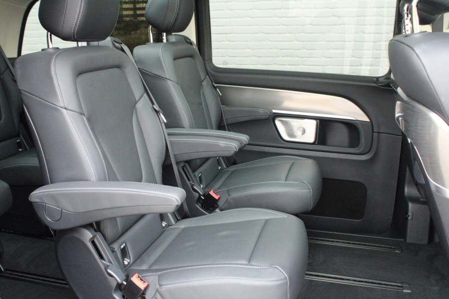 Mercedes-Benz V-Klasse 300d / Exclusive / 6/7-Pers / Luchtv / Pano / INCL BTW-BPM / 2x Elec Schuifd / 360 Cam / Burmester / Vol Opties / NIEUW!! Mercedes-Benz V-Klasse 300d / Exclusive / 6/7-Pers / Luchtv / Pano / INCL BTW-BPM / 2x Elec Schuifd / 360 Cam / Burmester / Vol Opties / NIEUW!!