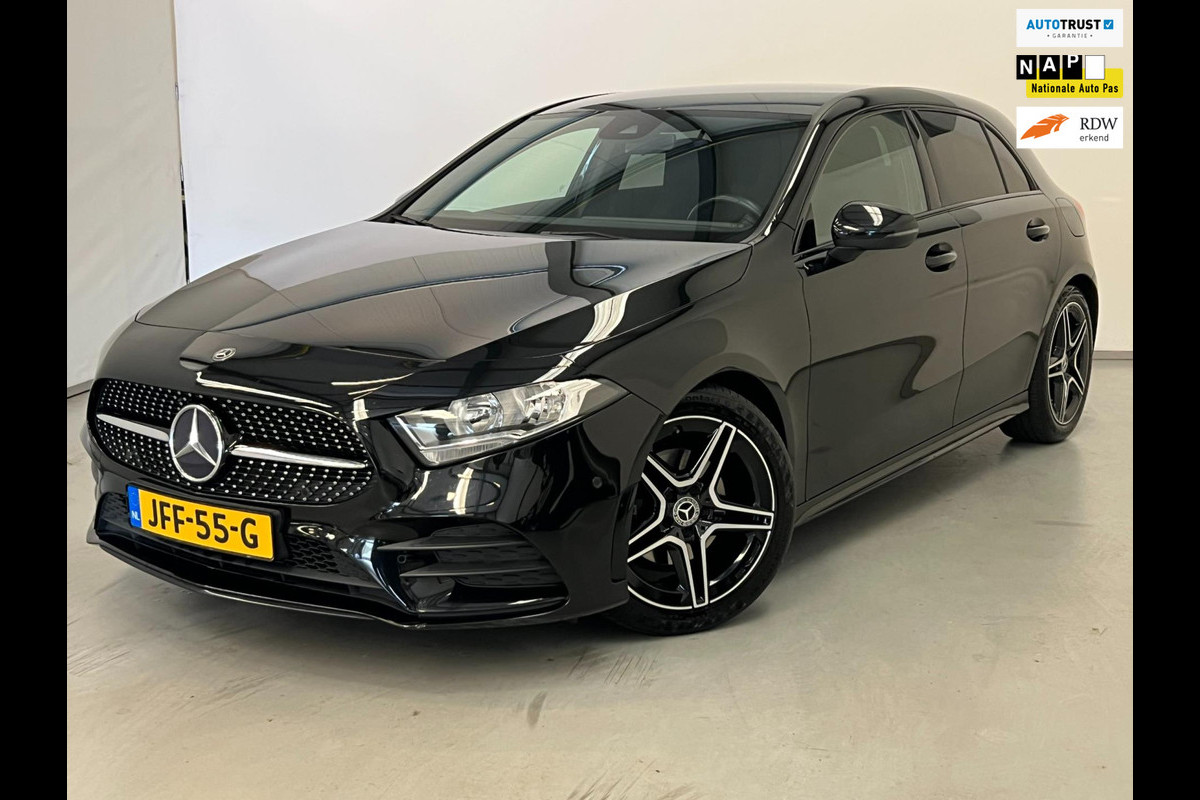 Mercedes-Benz A-Klasse 200 AMG Night Edition / Sfeerverlichting