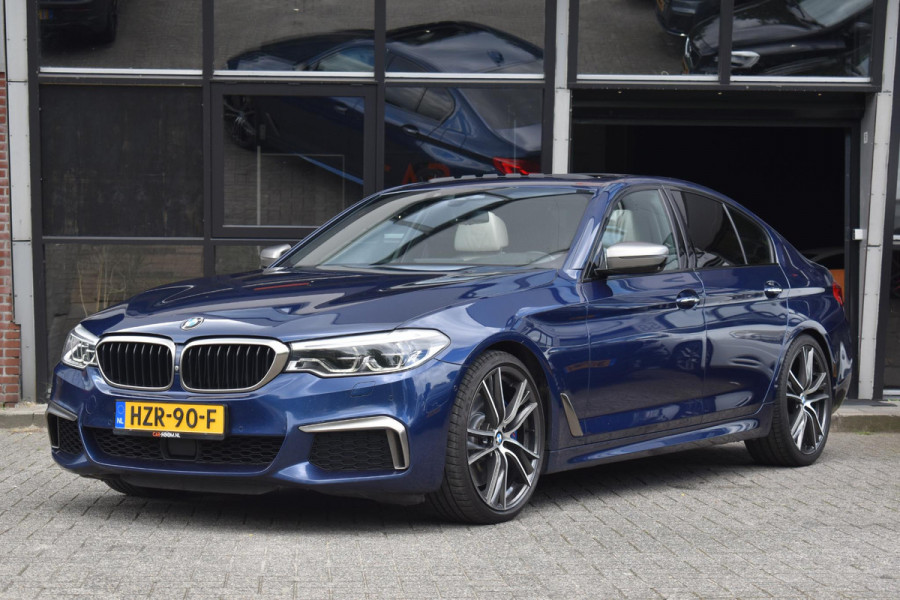 BMW 5 Serie M550i xDrive High Executive HUD Pano Lane ACC B&W Sfeer BMW 5 Serie M550i xDrive High Executive HUD Pano Lane ACC B&W Sfeer