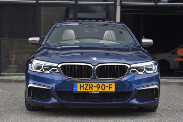 BMW 5 Serie M550i xDrive High Executive HUD Pano Lane ACC B&W Sfeer BMW 5 Serie M550i xDrive High Executive HUD Pano Lane ACC B&W Sfeer