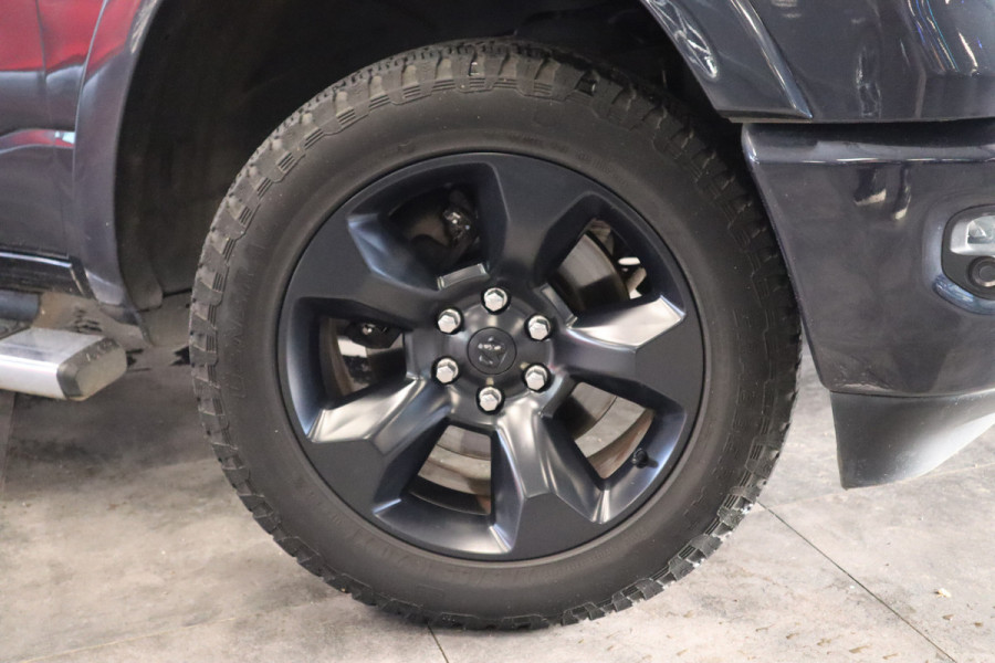 Dodge Ram 1500 5.7 V8 4x4 Crew Cab Laramie LED Cruise/Climate Panoramadak Luchtvering!