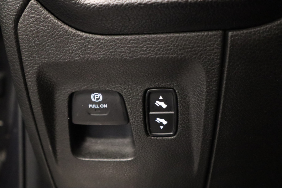 Dodge Ram 1500 5.7 V8 4x4 Crew Cab Laramie LED Cruise/Climate Panoramadak Luchtvering!