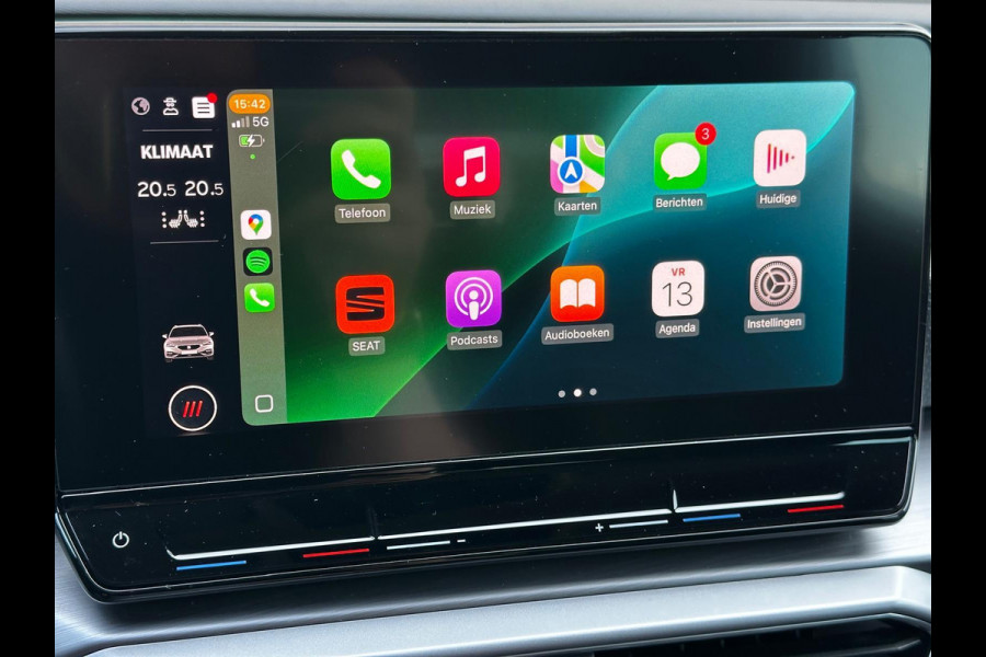 Seat Leon FR 1.5 eTSI DSG Trekh Beats Carplay Sportstourer Seat Leon FR 1.5 eTSI DSG Trekh Beats Carplay Sportstourer