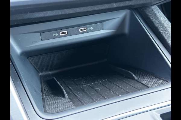 Seat Leon FR 1.5 eTSI DSG Trekh Beats Carplay Sportstourer Seat Leon FR 1.5 eTSI DSG Trekh Beats Carplay Sportstourer