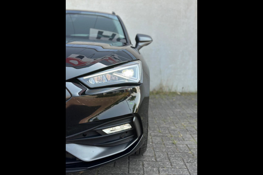 Seat Leon FR 1.5 eTSI DSG Trekh Beats Carplay Sportstourer Seat Leon FR 1.5 eTSI DSG Trekh Beats Carplay Sportstourer