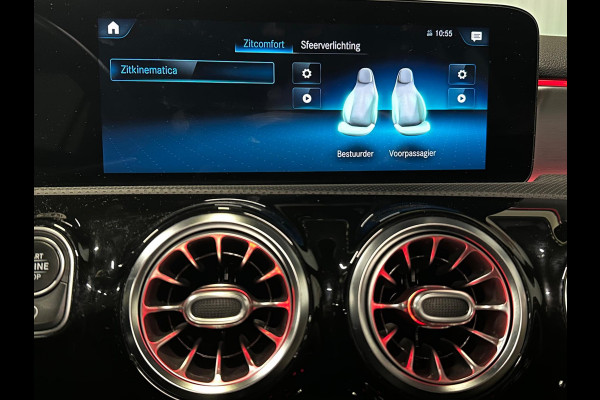 Mercedes-Benz A-Klasse 180 Premium Plus | PANO | MEMORY SEATS | AMG | AMBIENCE Mercedes-Benz A-Klasse 180 Premium Plus | PANO | MEMORY SEATS | AMG | AMBIENCE