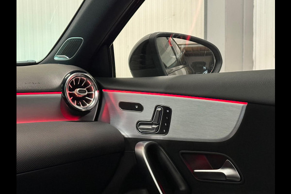Mercedes-Benz A-Klasse 180 Premium Plus | PANO | MEMORY SEATS | AMG | AMBIENCE Mercedes-Benz A-Klasse 180 Premium Plus | PANO | MEMORY SEATS | AMG | AMBIENCE