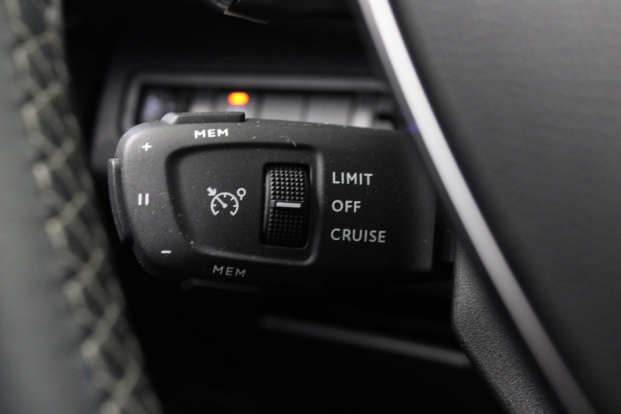 Peugeot 3008 1.2 PureTech Allure Peugeot 3008 1.2 PureTech Allure