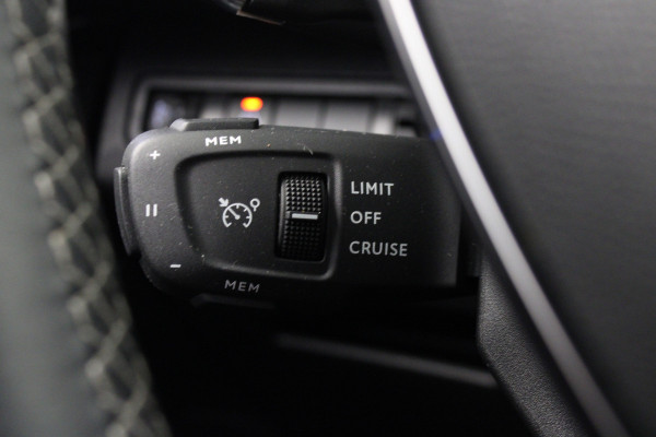 Peugeot 3008 1.2 PureTech Allure Peugeot 3008 1.2 PureTech Allure