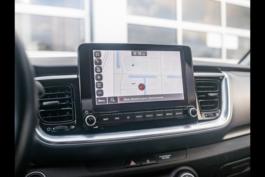 Kia Stonic 1.0 T-GDi MHEV DynamicPlusLine l navigatie l climate control l Apple carplay en android auto l Kia Stonic 1.0 T-GDi MHEV DynamicPlusLine l navigatie l climate control l Apple carplay en android auto l